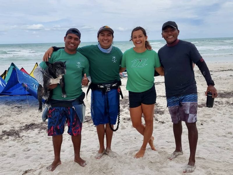 2-Tropikal-Kite-School-El-Cuyo-Yucatan-experienced-instructors
